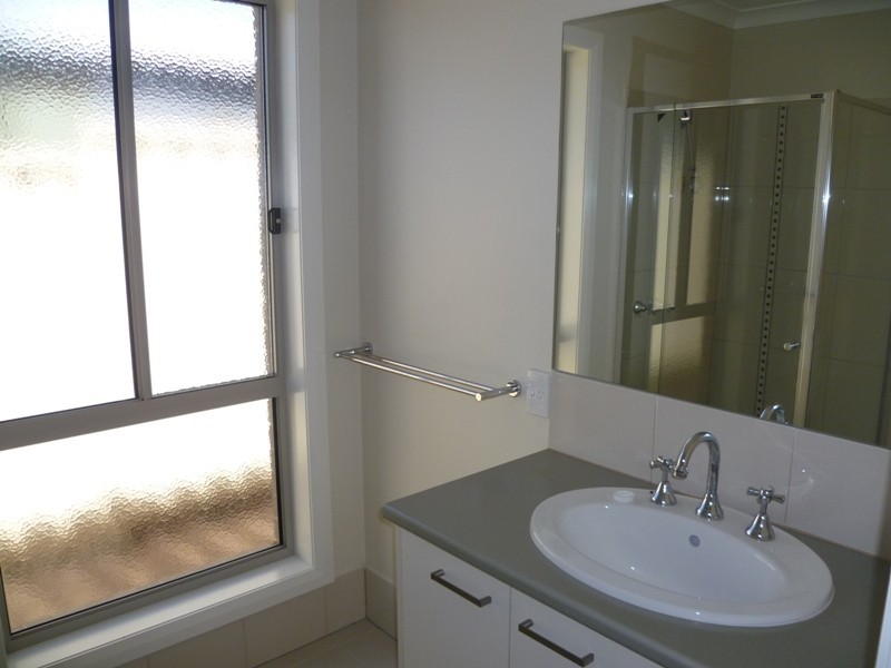105 Townsend St, Howlong NSW 2643