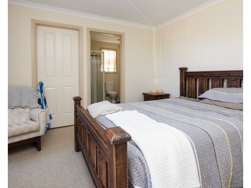 7 Latrobe Court, Wodonga VIC 3690