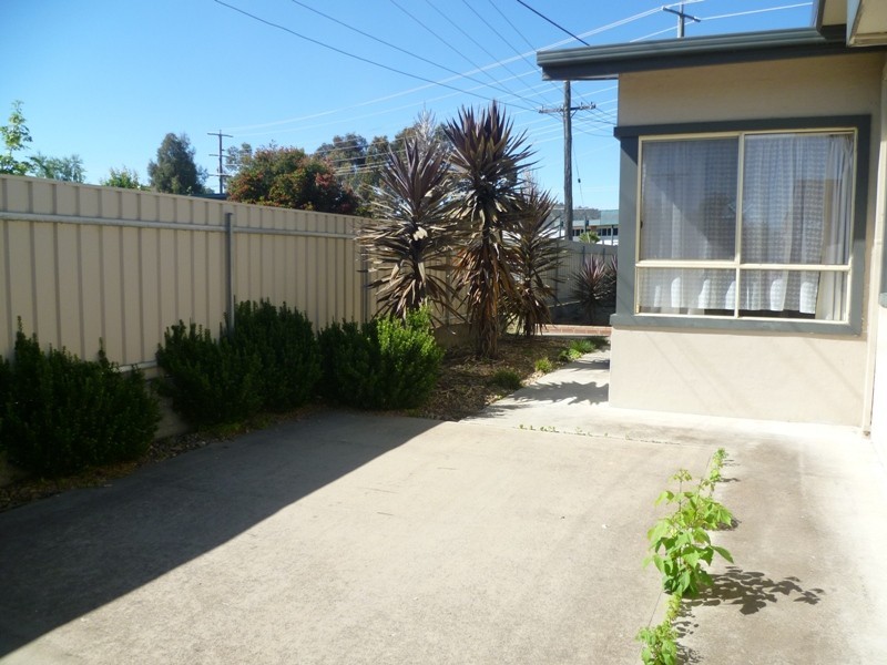 1/2 122 Thomas MItchell Drv, Wodonga VIC 3690