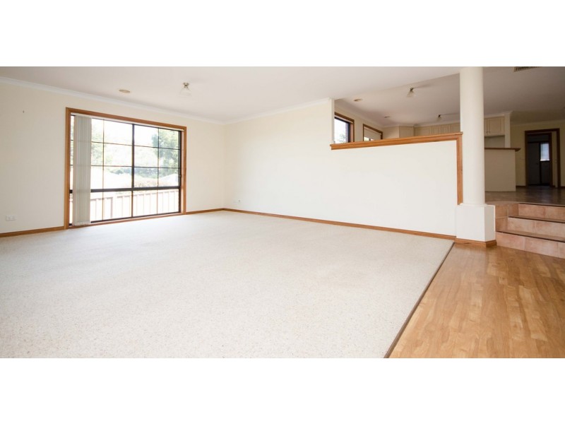 14 Swift Court, Wodonga VIC 3690