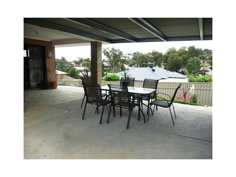 7 Craig Circuit, Wodonga VIC 3690