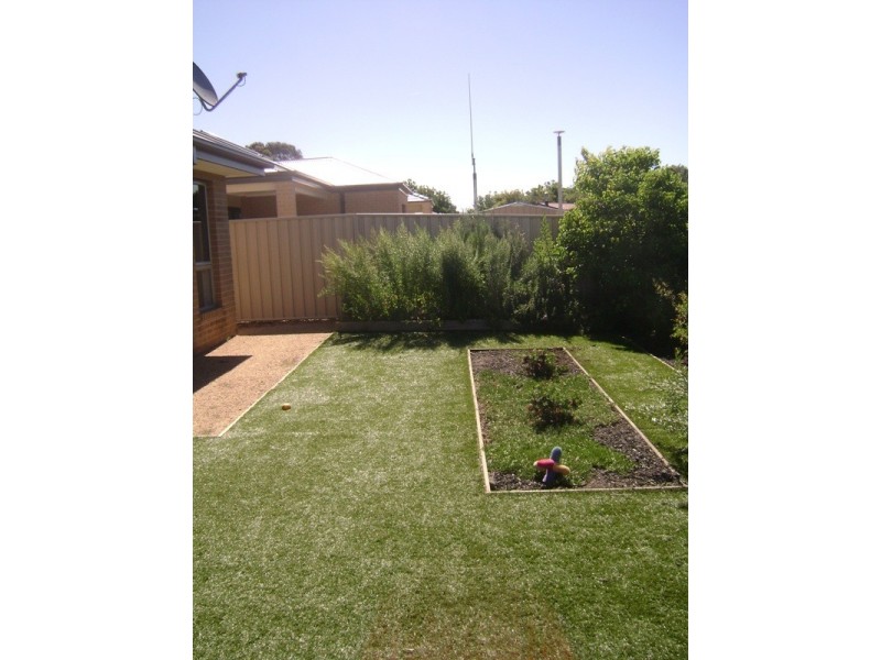 24 Castleton Street, Wodonga VIC 3690
