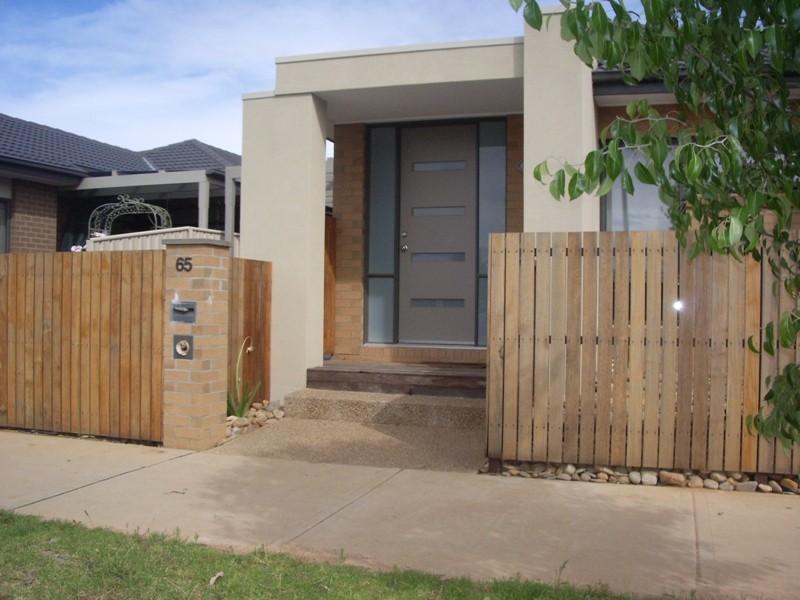 65 Victoria Cross Parade, Wodonga VIC 3690