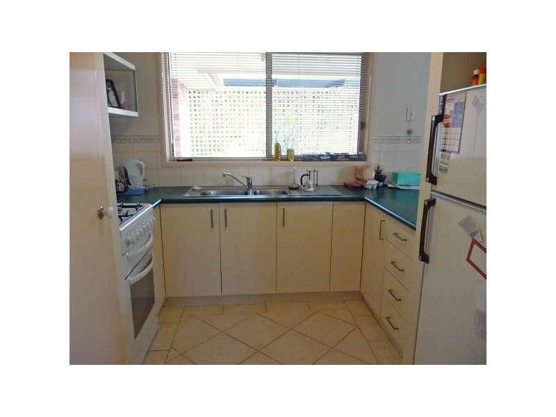 2/94 Phillips Street, Wodonga VIC 3690