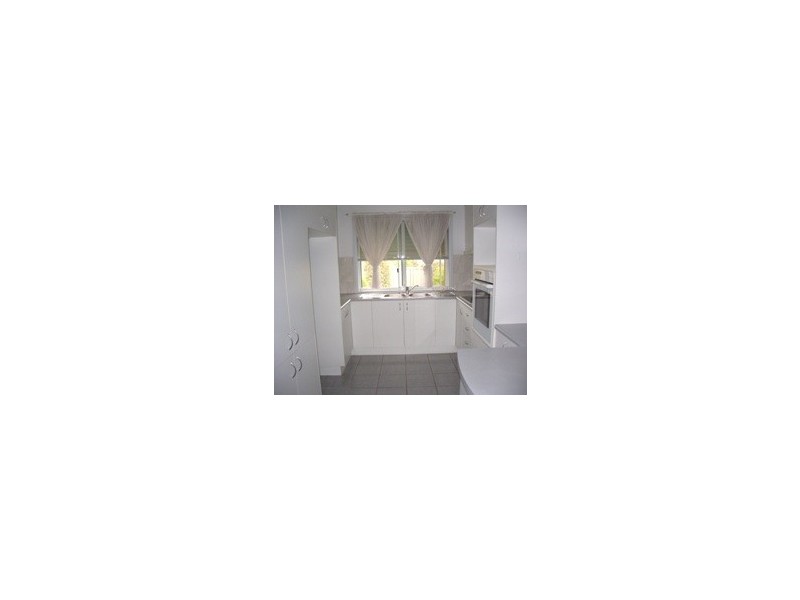 2/5 Milos, Wodonga VIC 3690