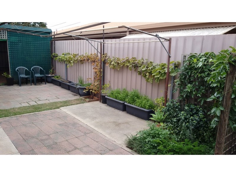 1/4 Parkview Close, Wodonga VIC 3690