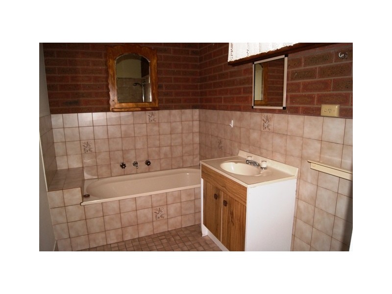 2/95 Huons Hill Rd, Wodonga VIC 3690