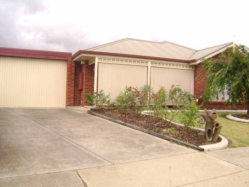 13 Raven Court, Wodonga VIC 3690