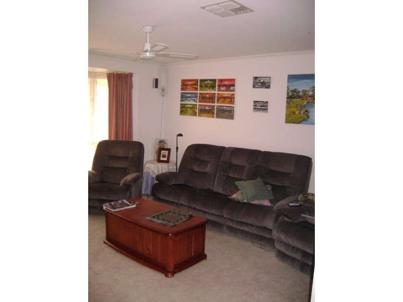 13 Raven Court, Wodonga VIC 3690