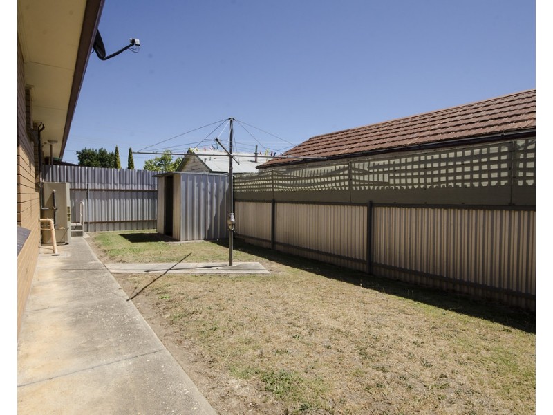 2/22 Charles Street, Wodonga VIC 3690