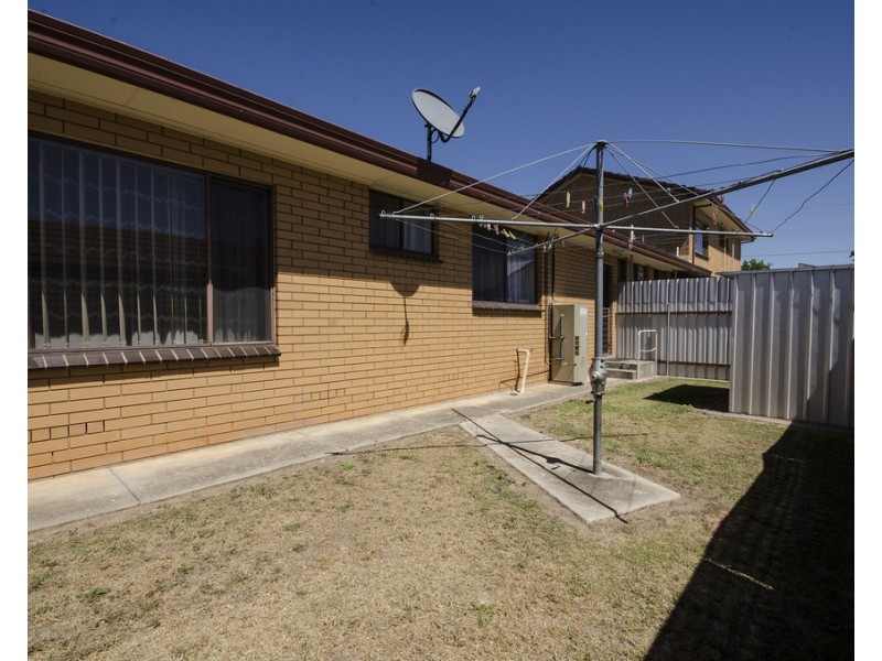 2/22 Charles Street, Wodonga VIC 3690