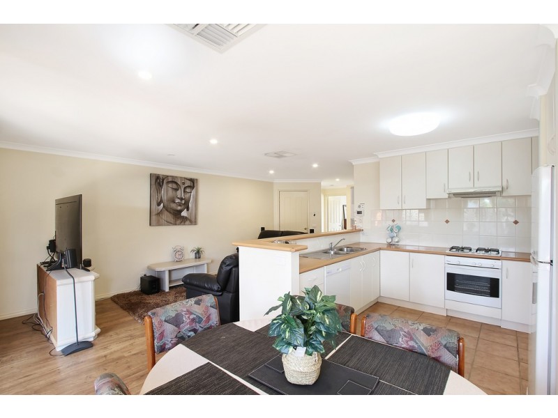 2/30 Wilson Street, Wodonga VIC 3690