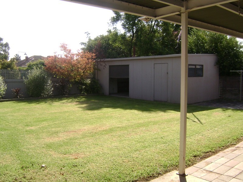 8 Mark Street, Wodonga VIC 3690