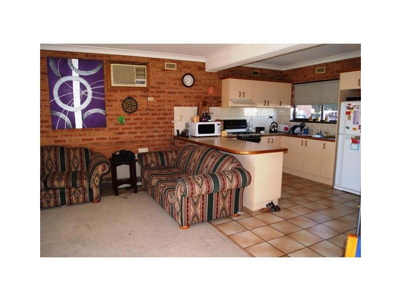 10/2 McKibbin Court, Wodonga VIC 3690