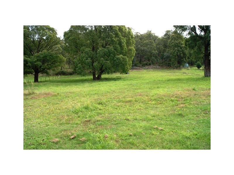 Lot 4 Simmonds Creek Road, Tawonga South VIC 3698