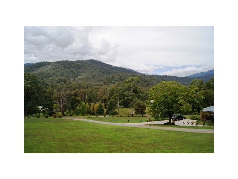 Lot 4 Simmonds Creek Road, Tawonga South VIC 3698