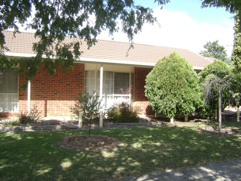 13 Dundee Drive, Wodonga VIC 3690