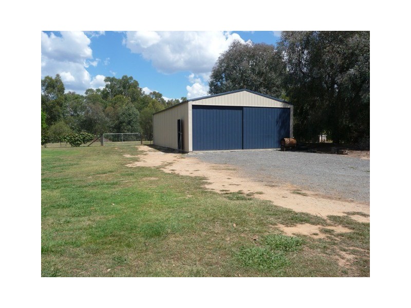 15 Indigo Drive, Barnawartha VIC 3688