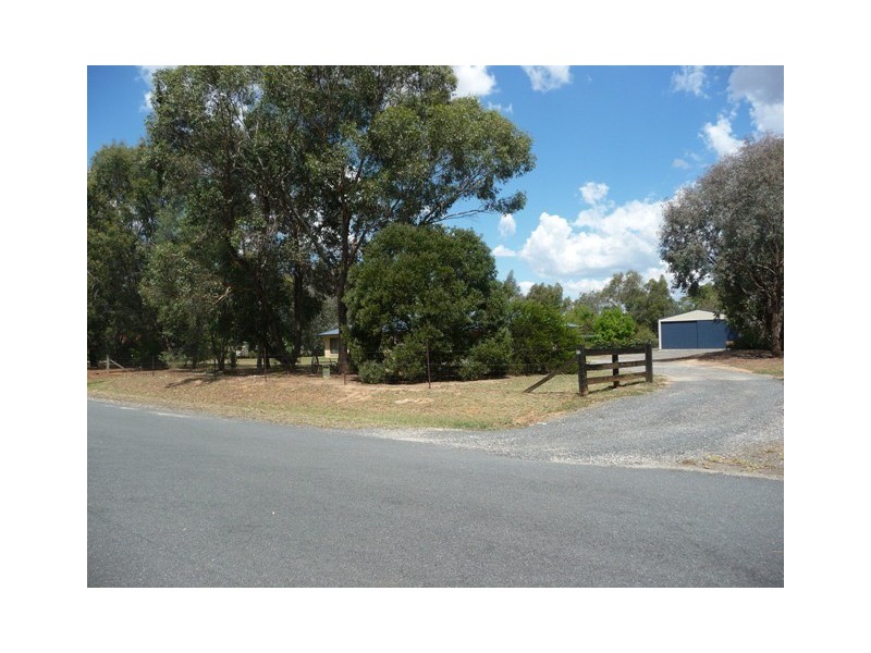 15 Indigo Drive, Barnawartha VIC 3688