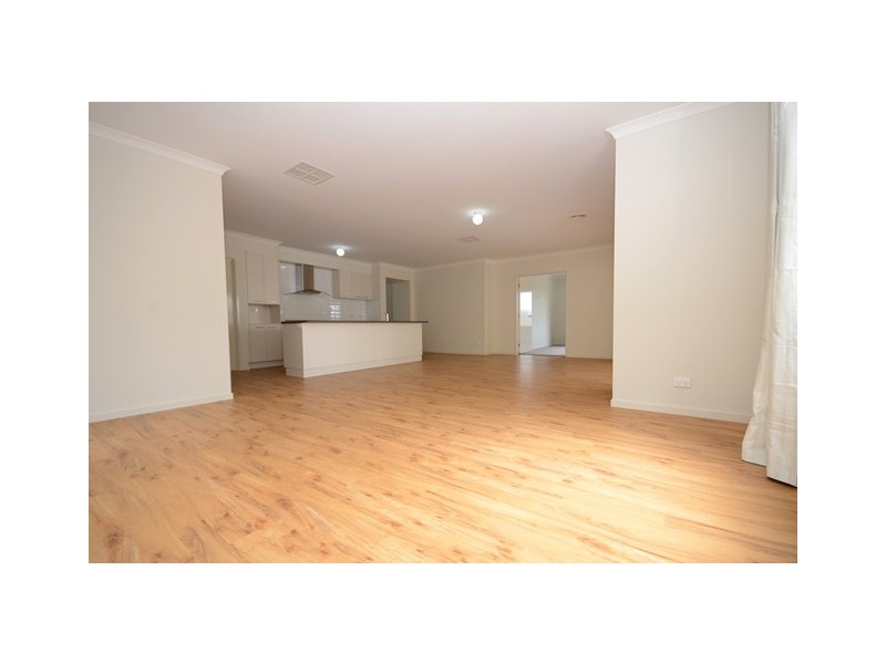 22 Donnington Drive, Wodonga VIC 3690