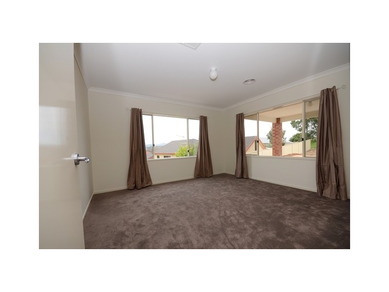 22 Donnington Drive, Wodonga VIC 3690