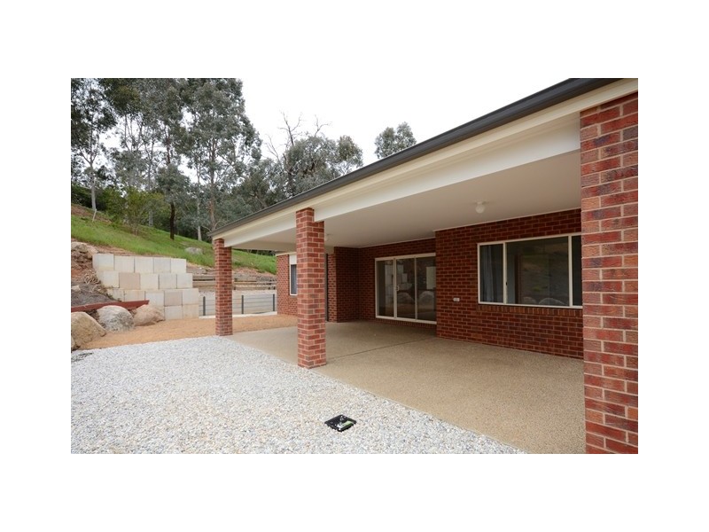22 Donnington Drive, Wodonga VIC 3690