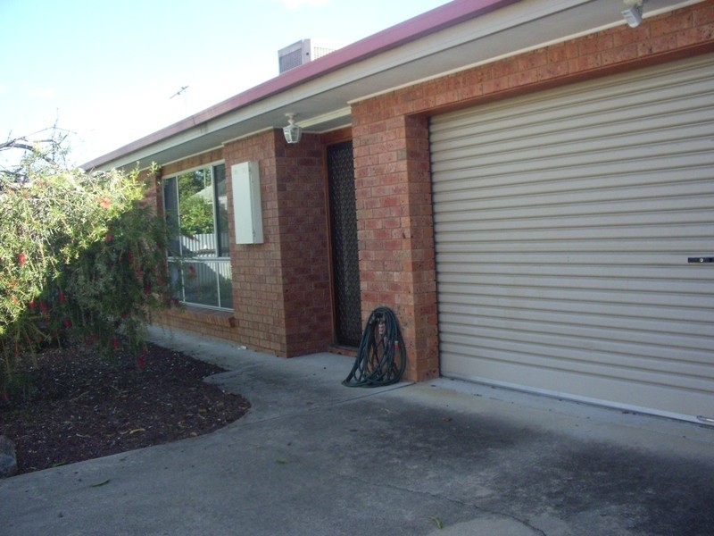 2/9 Mulqueeny Street, Wodonga VIC 3690
