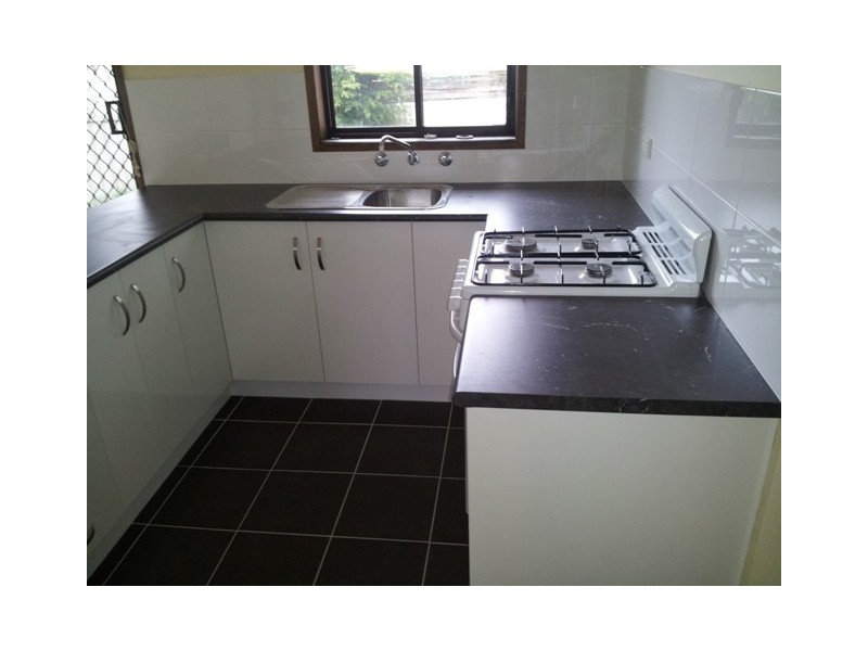 2/73 Emerald Street, Wodonga VIC 3690