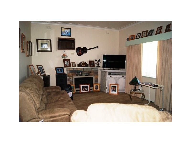 17 Glenview Ave, Wodonga VIC 3690