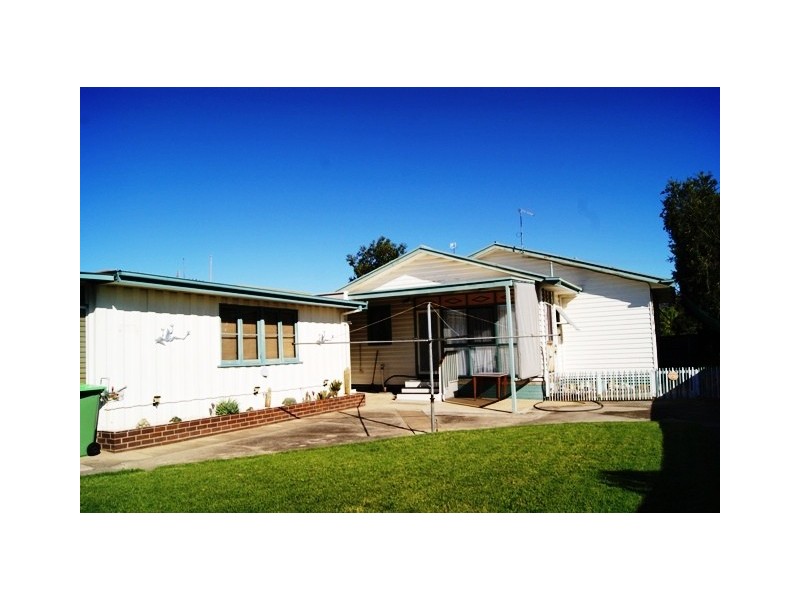 17 Glenview Ave, Wodonga VIC 3690