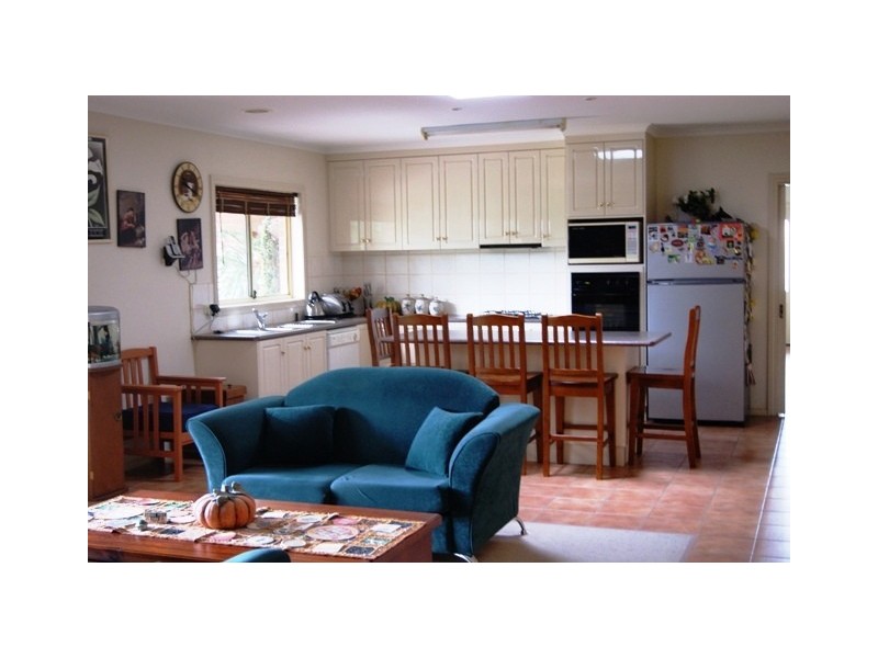 2 Avondale Drive, Wodonga VIC 3690