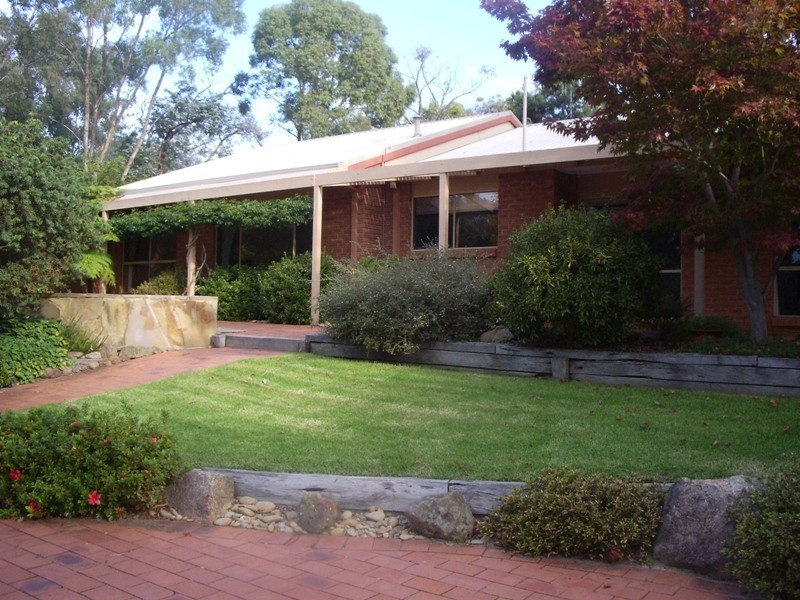 14 Echidna Crt, Baranduda VIC 3691