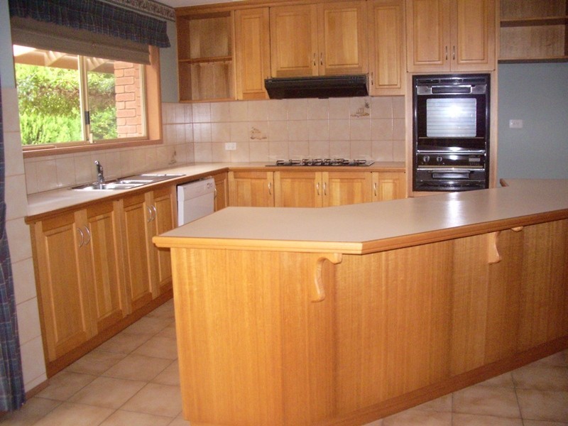 14 Echidna Crt, Baranduda VIC 3691