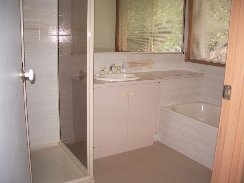 14 Echidna Crt, Baranduda VIC 3691