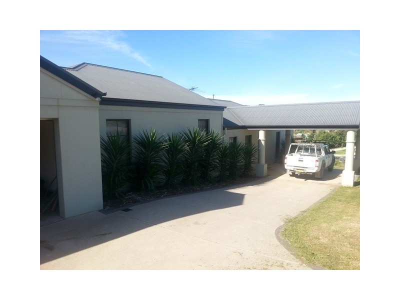 22 Ballara Drive, Wodonga VIC 3690