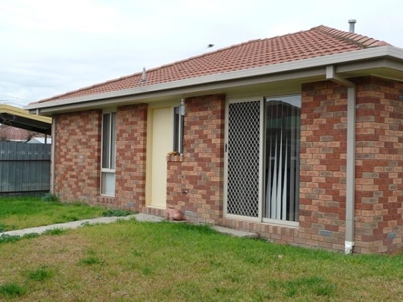 2 /94 Phillips Street, Wodonga VIC 3690