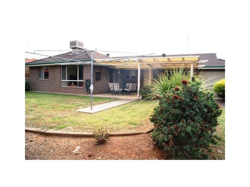 34 Falcon Circuit, Wodonga VIC 3690