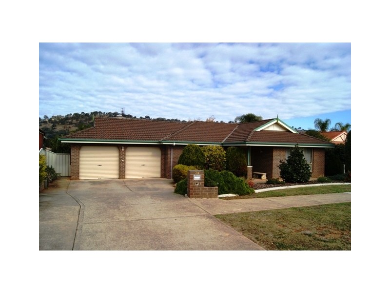 34 Falcon Circuit, Wodonga VIC 3690