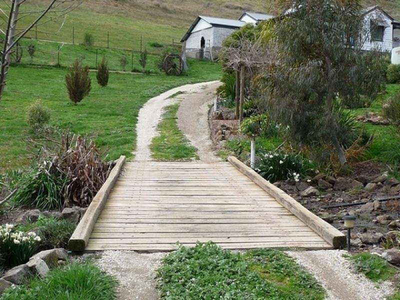 15 Yabba Road, Tallangatta East VIC 3700