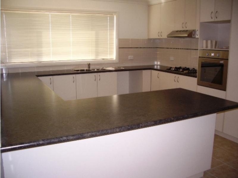 43 Firestone Way, Wodonga VIC 3690