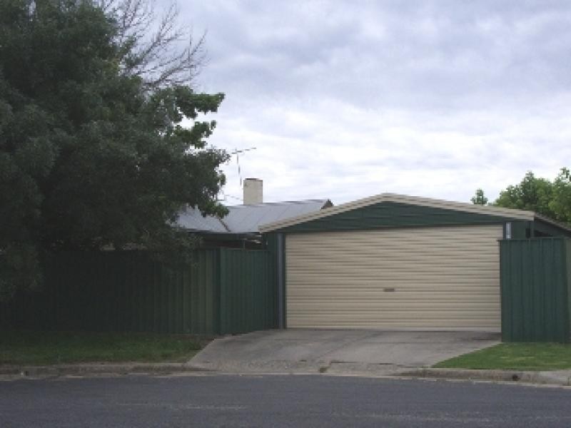201 Lawrence Street, Wodonga VIC 3690