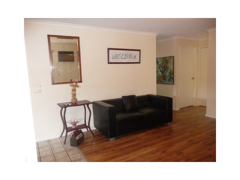 2 /2 Sinnett Court, Wodonga VIC 3690