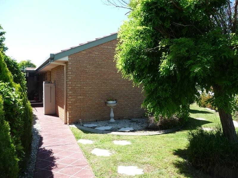 1/66 Mayfair Drive, Wodonga VIC 3690