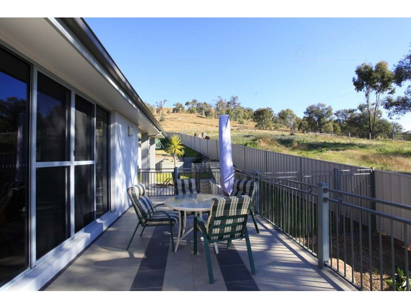 43 Ballara Drive, Wodonga VIC 3690