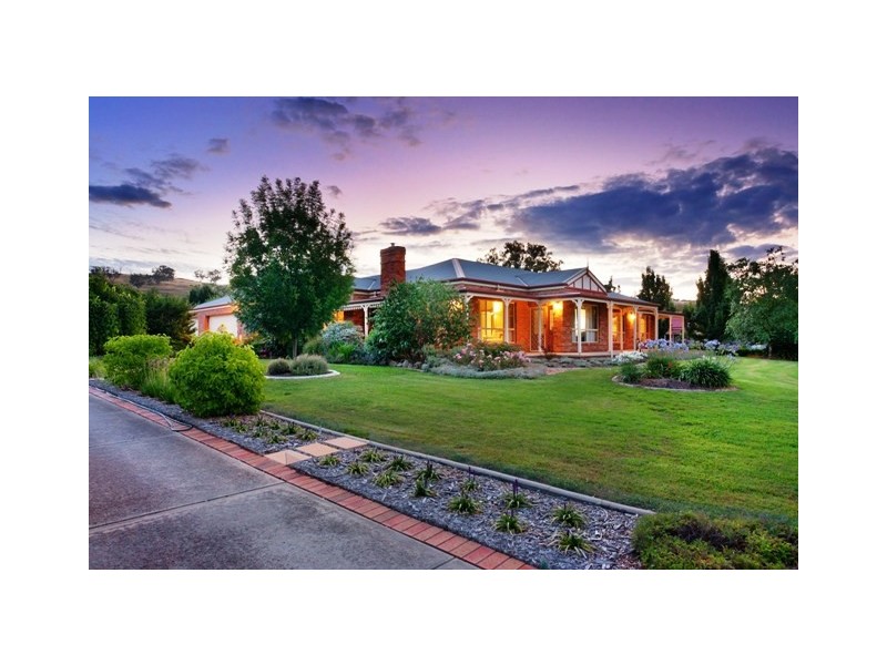 9 Innisfree Drive, Wodonga VIC 3690