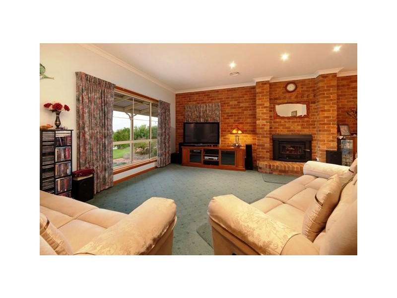 9 Innisfree Drive, Wodonga VIC 3690