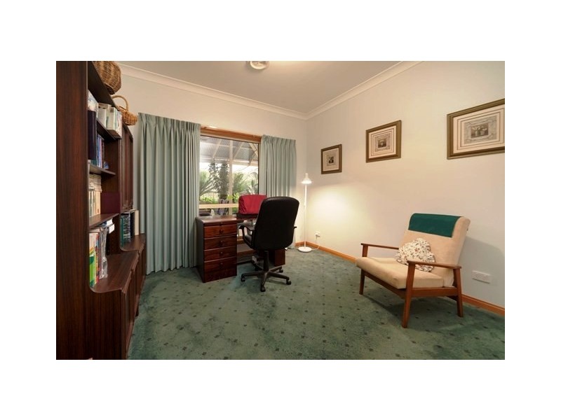 9 Innisfree Drive, Wodonga VIC 3690