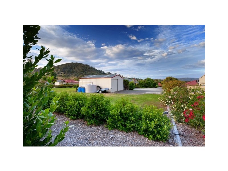 9 Innisfree Drive, Wodonga VIC 3690