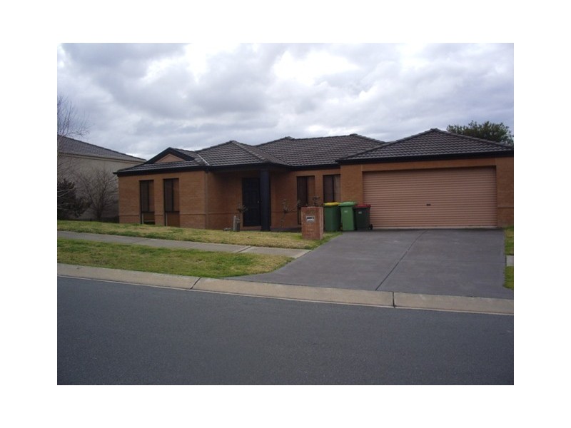 68 Barton St, Wodonga VIC 3690