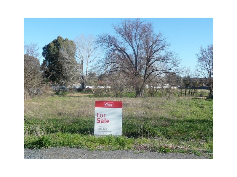 10-12 Conness Street, Chiltern VIC 3683